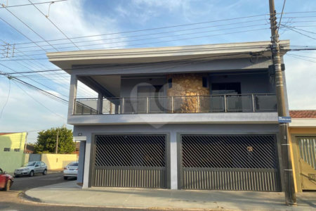 Casa no Jardim Hikare