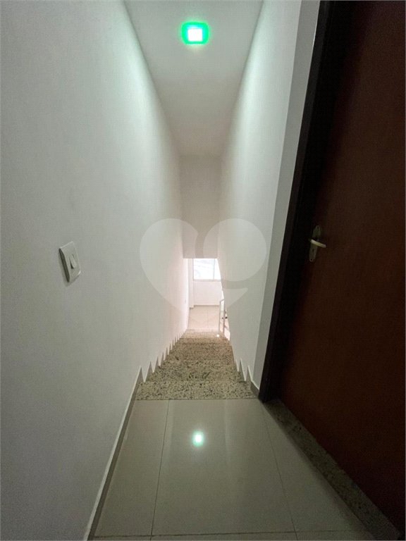 Casa à venda com 3 quartos, sendo 2 suítes, no condomínio Notting Hill - Campo Grande, Rio de Janeiro - RJ
