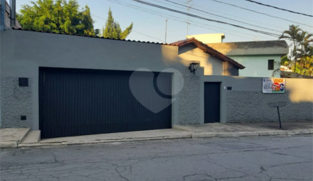 Sobrado à venda com 6 quartos, sendo 2 suítes,  em Barro Branco (zona Norte), São Paulo, SP
