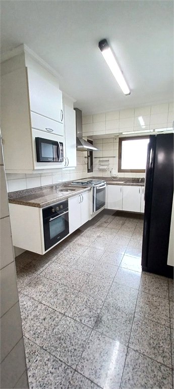 Apartamento à venda com 4 suítes em Jardim Fonte do Morumbi, São Paulo, SP
