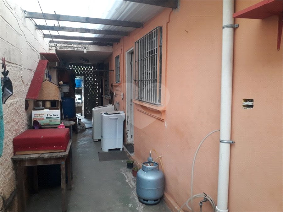 Casa à venda com 3 quartos em Jardim Peri Peri, São Paulo, SP