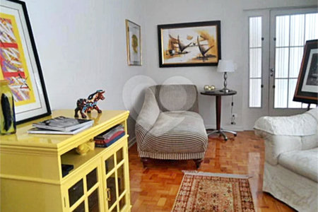 Casa à venda com 4 suítes no condomínio Chácara das Rosas, São Paulo - SP