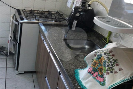 Apartamento à venda com 2 quartos, sendo 1 suíte,  em Itararé, São Vicente, SP