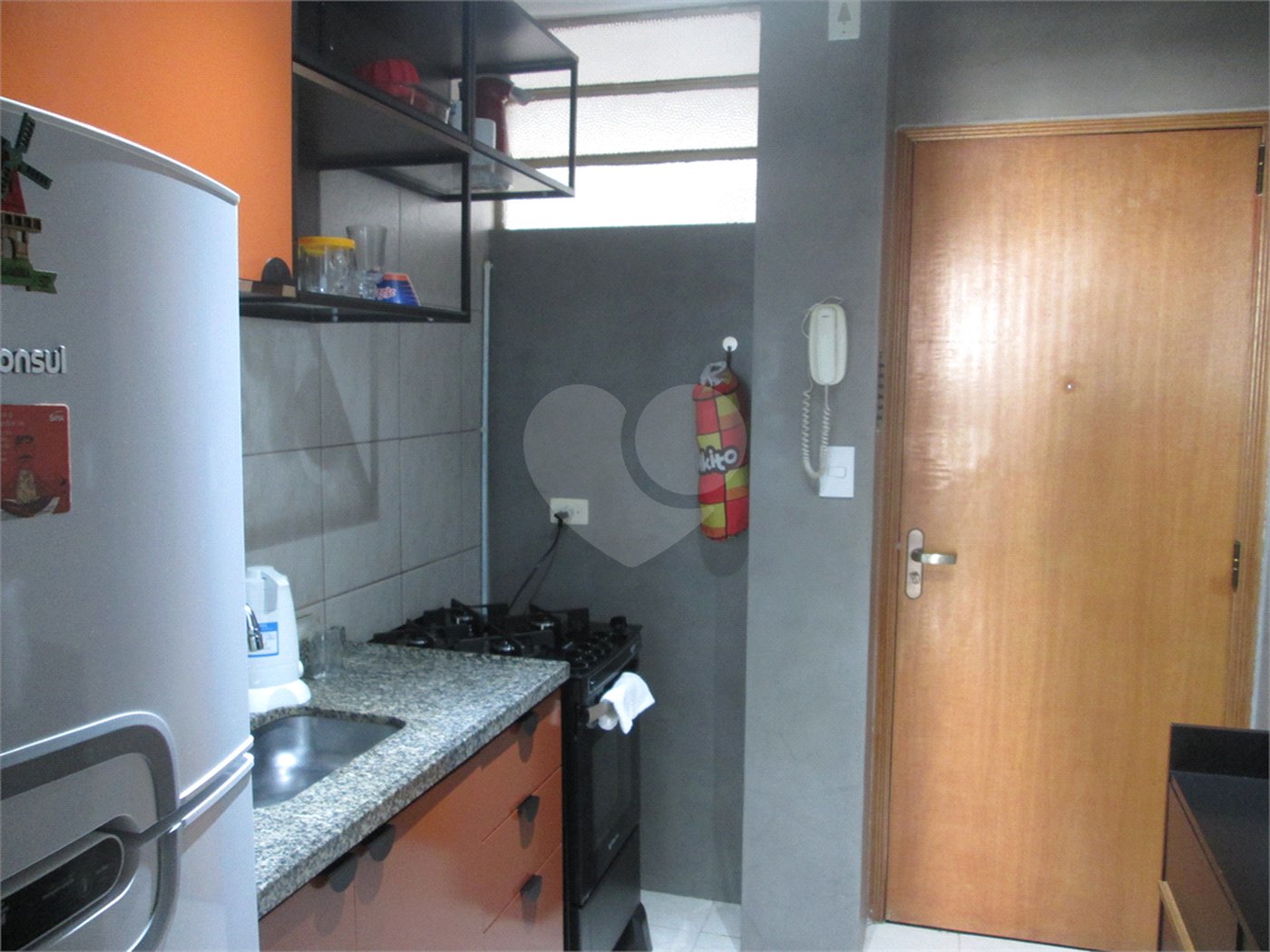 APARTAMENTO TODO REFORMADO!! 1 dormitório. Bairro da Bela Vista. Área Útil: 36 m².