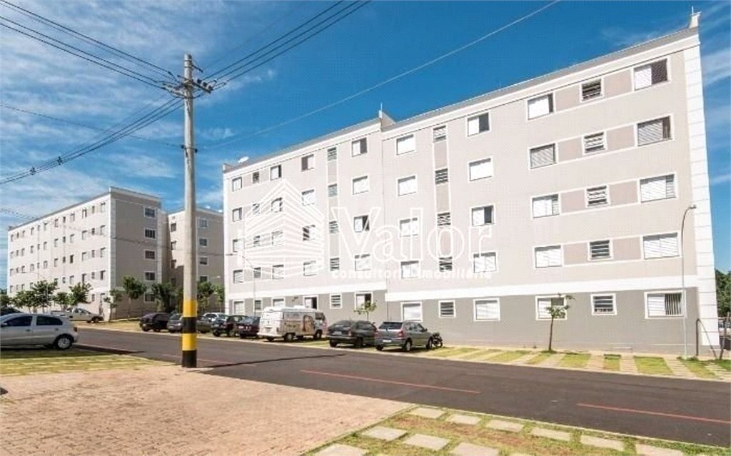Apartamento com 2 dormitórios