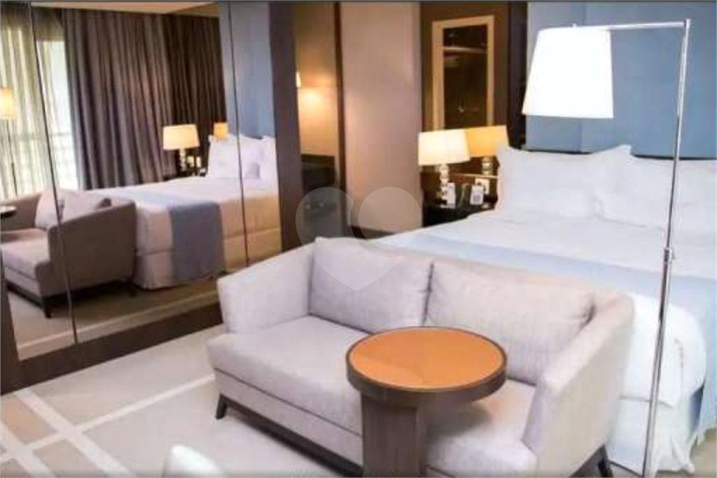 Loft / sala em Consolação