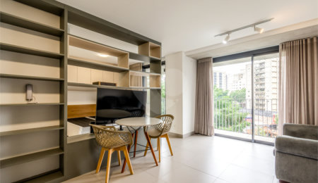 Apartamento à venda ou para alugar com 1 suíte em Jardim das Bandeiras, São Paulo, SP