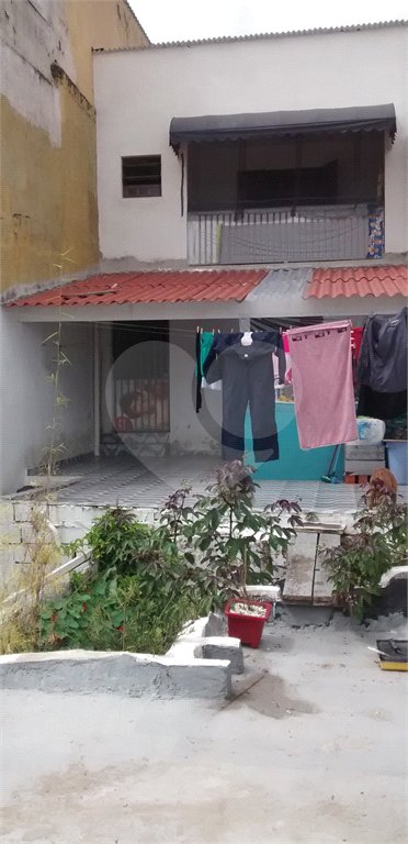 Sobrado à venda com 2 suítes em Jardim Obelisco, Poá, SP