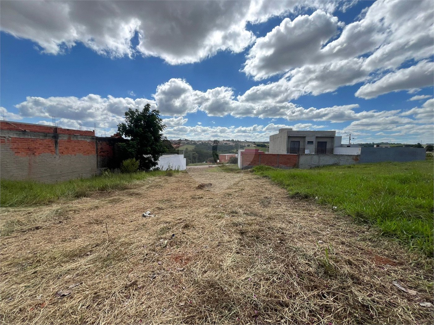 Terreno à venda em Portal dos Pinheiros Ii, Itapetininga, SP