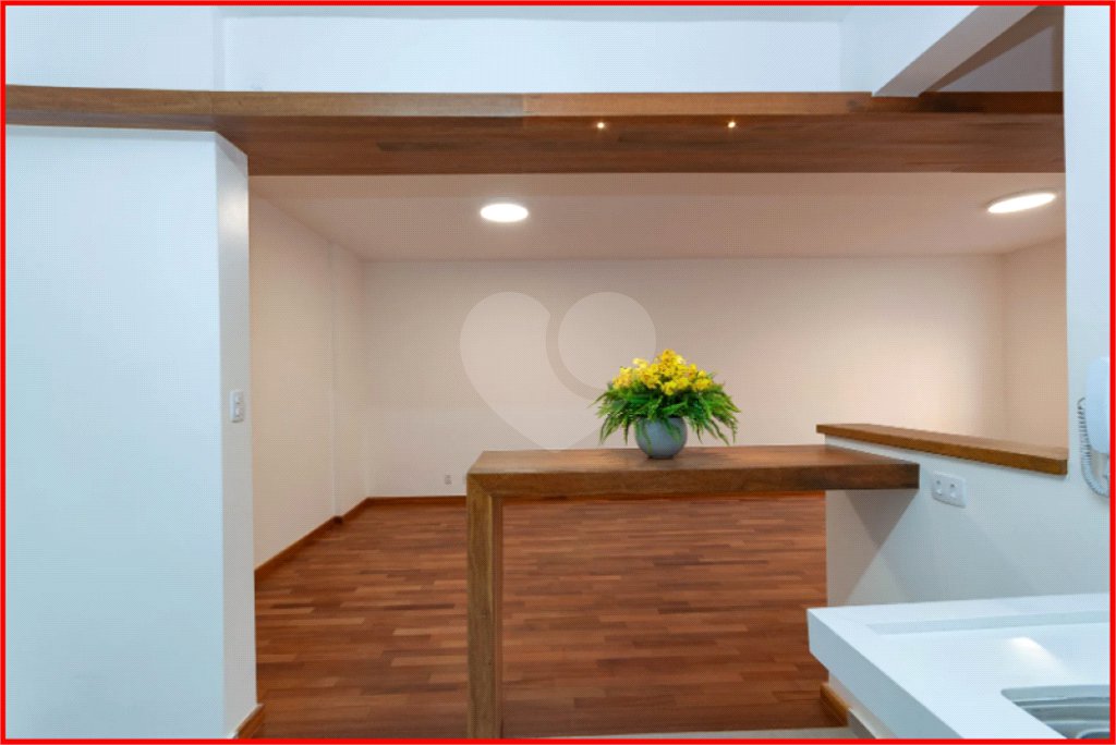 Apartamento à venda com 2 quartos em Vila Romana, São Paulo, SP