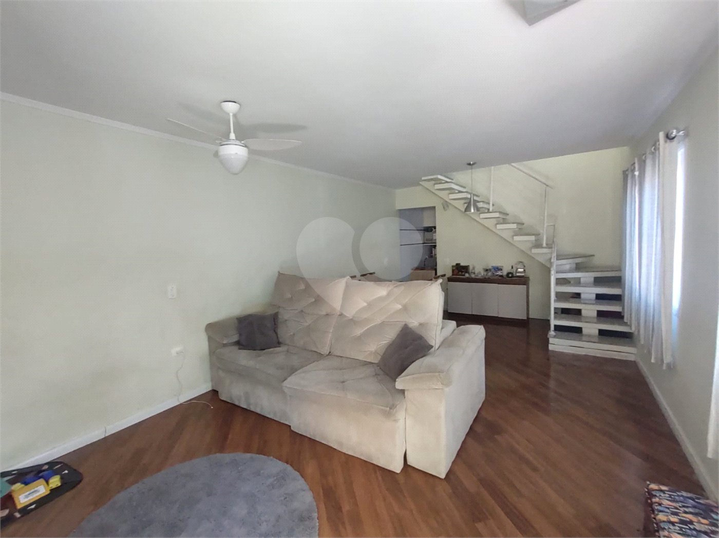 Casa à venda com 3 quartos, sendo 2 suítes, em Jardim Mangalot, São Paulo, SP