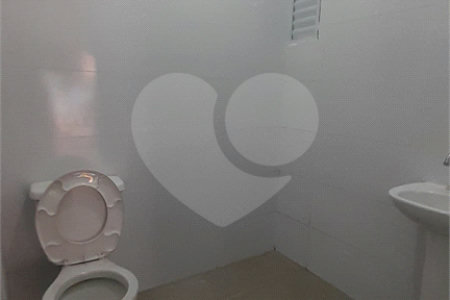 Salão para alugar em Vila Rica, São Paulo, SP