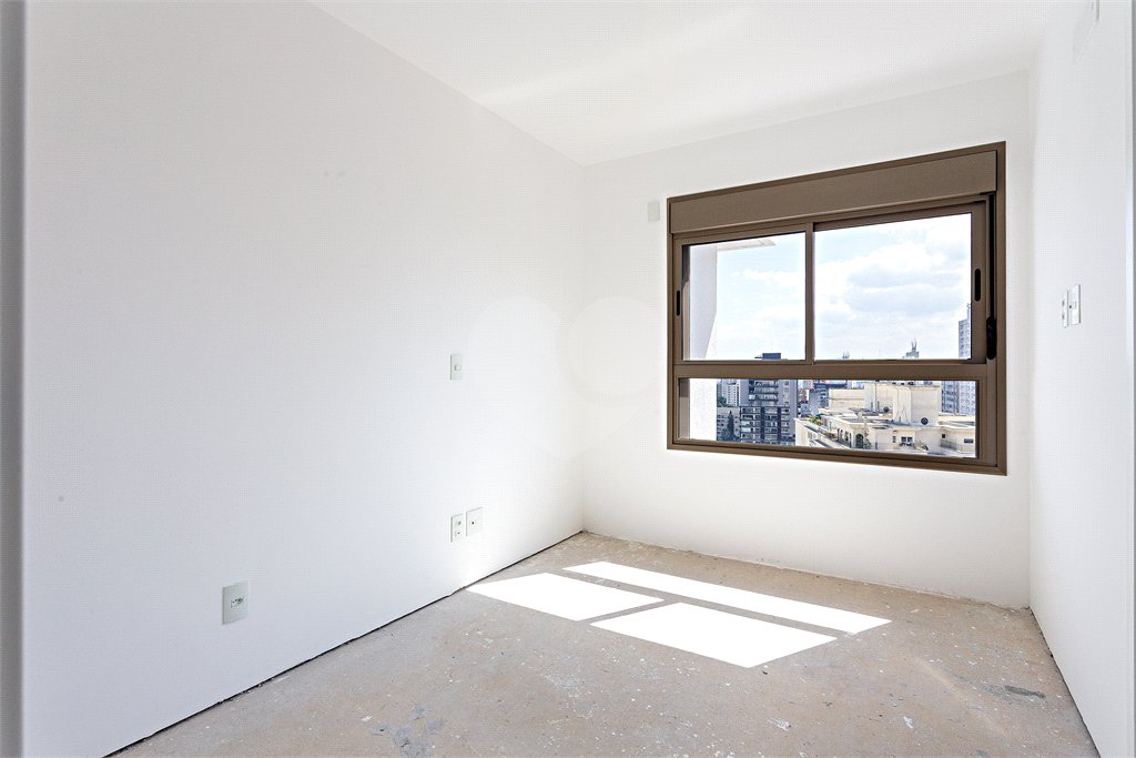 Apartamento à venda com 3 suítes em Sumarezinho, São Paulo, SP