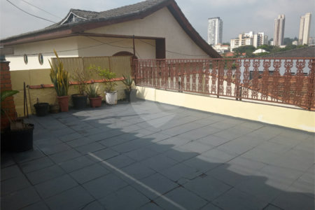 Sobrado à venda com 4 quartos, sendo 2 suítes,  em Instituto de Previdência, São Paulo, SP