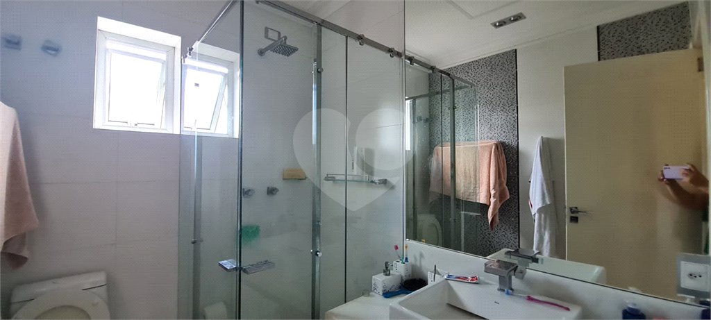 Sobrado à venda com 4 quartos, sendo 1 suíte, em Jabaquara, São Paulo, SP