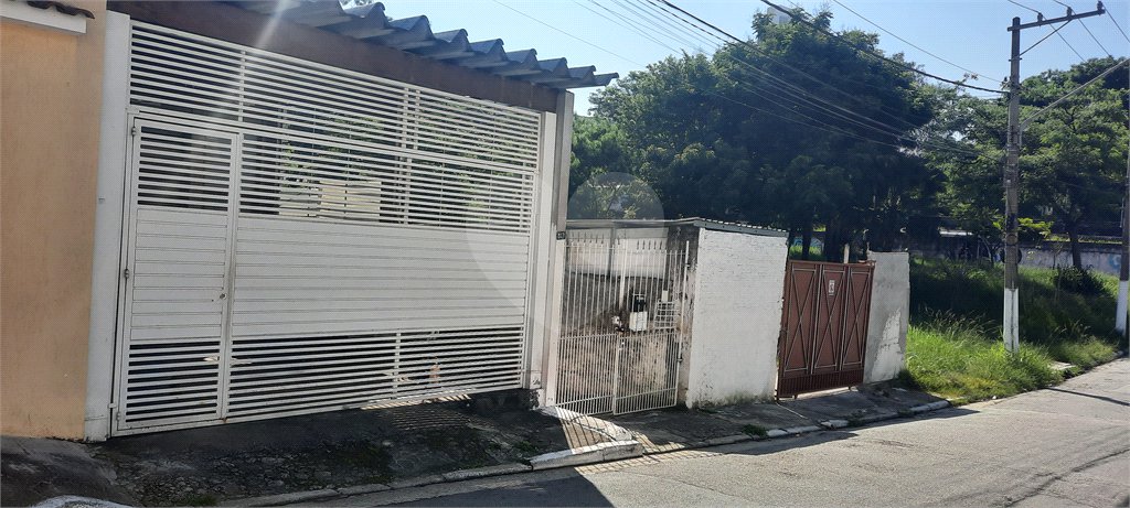 Casa Térrea à venda com 2 quartos em Vila Mazzei, São Paulo, SP