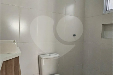 Casa Térrea à venda com 3 quartos, sendo 1 suíte,  em Villa Di Cesar, Mogi das Cruzes, SP