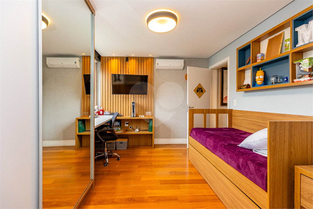 Casa à venda com 4 suítes no condomínio Roma, São Paulo - SP