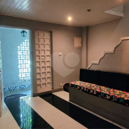 Sobrado à venda com 3 quartos, sendo 1 suíte, em Vila Pompéia, São Paulo, SP
