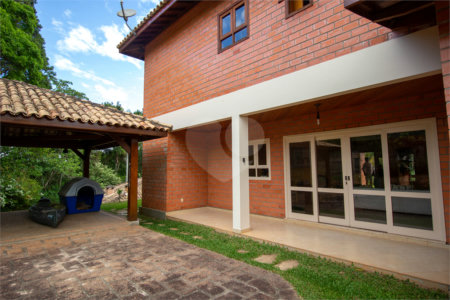Chácara à venda com 4 quartos, sendo 2 suítes, em Jardim Oriental, Mairinque, SP