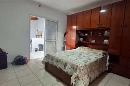 Casa à venda com 3 quartos em Jardim São Guilherme, Sorocaba, SP