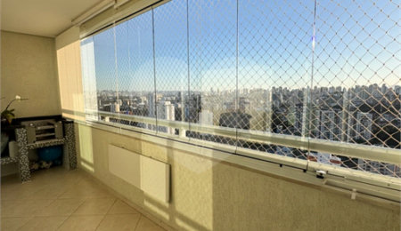 Apartamento à venda com 3 quartos, sendo 1 suíte,  em Vila Dom Pedro II, São Paulo, SP