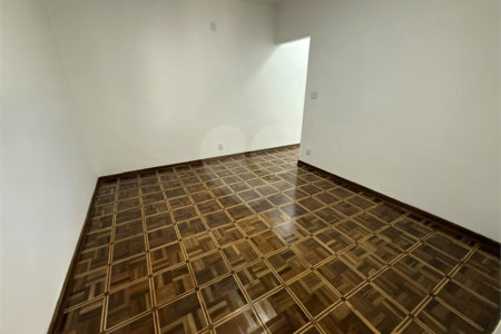 Casa Térrea à venda ou para alugar com 2 suítes em Alvinópolis, Atibaia, SP