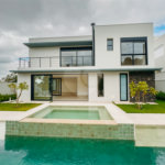 Casa à venda com 4 suítes no condomínio Villa dos Pinheiros, Indaiatuba - SP
