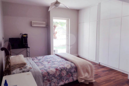 Casa à venda com 5 quartos, sendo 4 suítes, no condomínio Malota, Jundiaí - SP