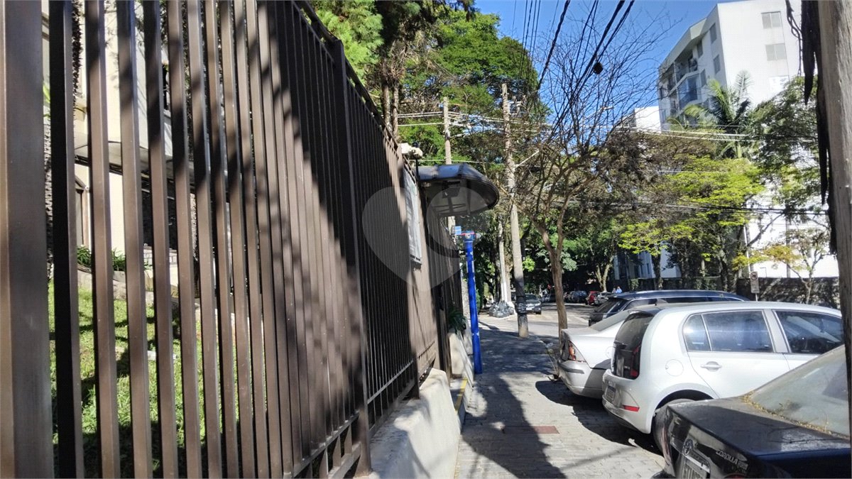 Apartamento à venda com 3 quartos, sendo 1 suíte, em Vila Progredior, São Paulo, SP
