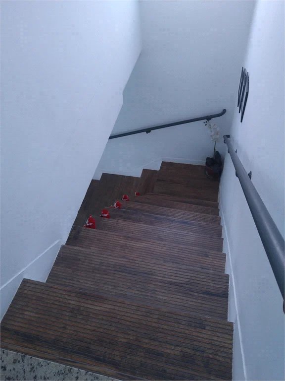 Casa à venda com 4 quartos, sendo 1 suíte, em Vila Pirajussara, São Paulo, SP