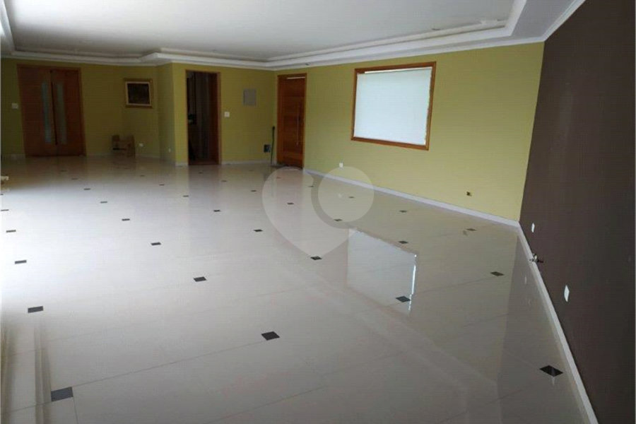 Casa à venda com 4 suítes no condomínio Parque Imperial, Mairiporã - SP
