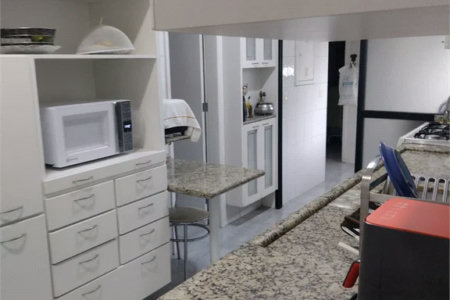Apartamento à venda com 3 suítes em Vila Suzana, São Paulo, SP
