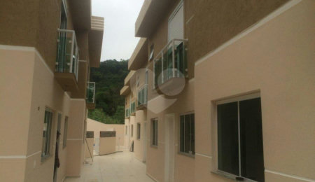 Casa em condomínio à venda com 3 quartos, sendo 1 suíte,  em Horto Florestal, São Paulo, SP