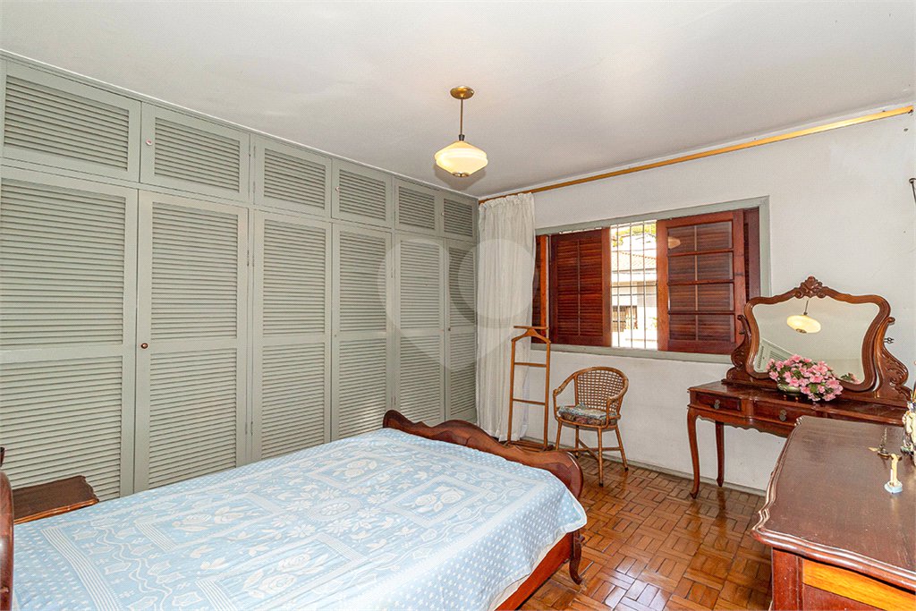 Sobrado à venda com 3 quartos em Jardim Vera Cruz, São Paulo, SP