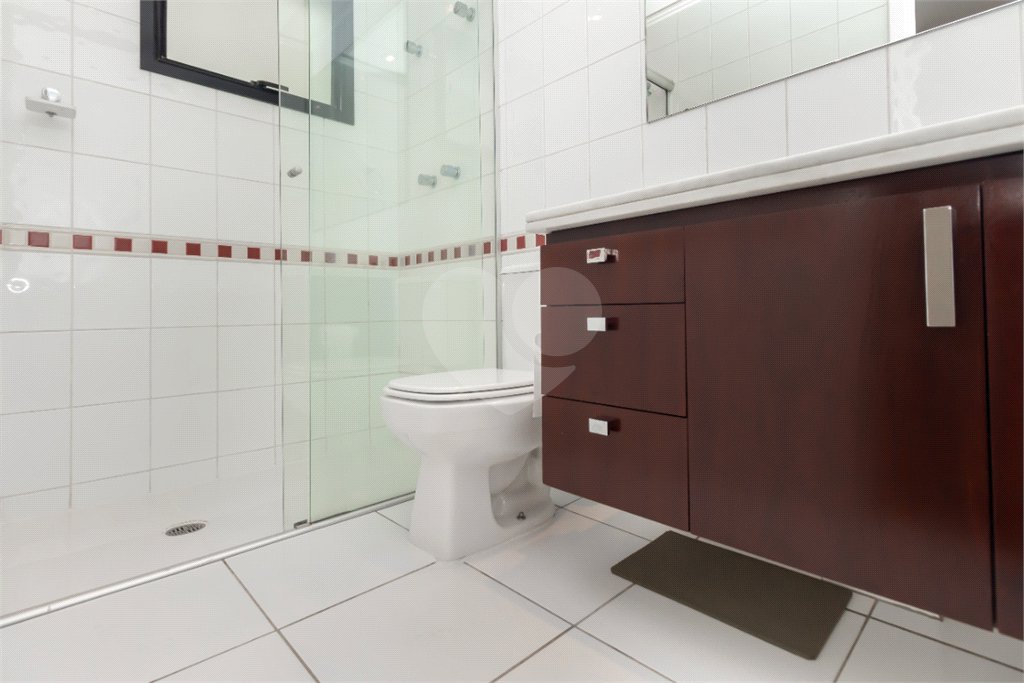 Apartamento à venda com 2 suítes em Campo Belo, São Paulo, SP