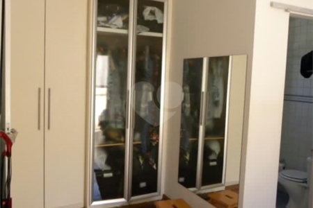 Casa à venda com 3 quartos, sendo 1 suíte, no condomínio Villas de São Francisco, São Paulo - SP