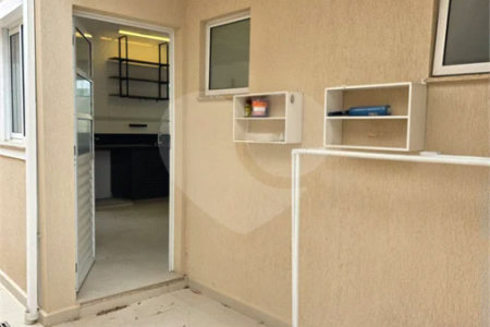 Casa à venda ou para alugar com 3 quartos, sendo 1 suíte, no condomínio Terras de São Francisco, Vinhedo - SP