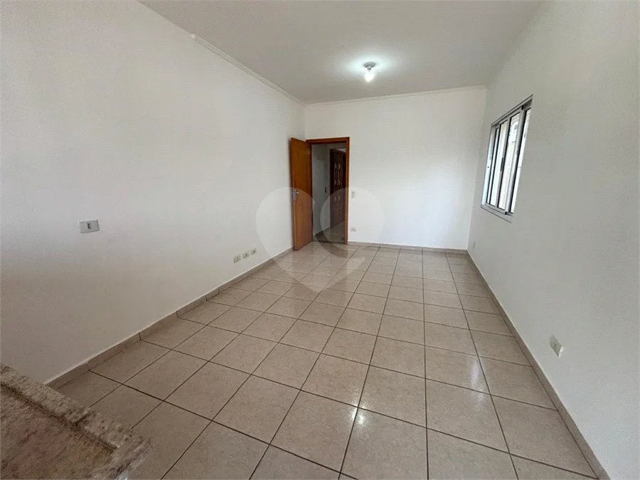 Sobrado à venda ou para alugar com 2 quartos em Vila Nova Cachoeirinha, São Paulo, SP