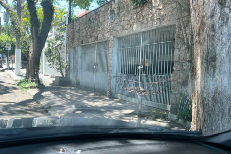 Casa à venda com 4 quartos, sendo 1 suíte, em Jardim das Vertentes, São Paulo, SP