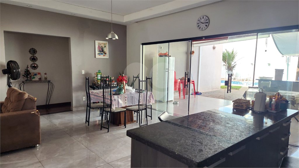 Casa à venda com 3 quartos, sendo 1 suíte,  em Cidade Jardim, Araraquara, SP