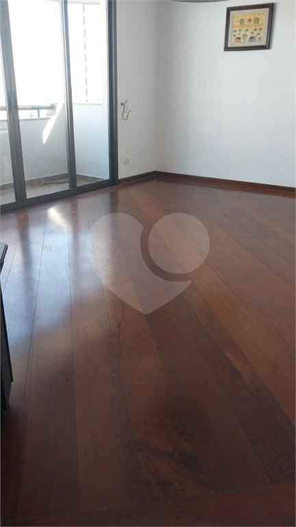 Apartamento à venda ou para alugar com 5 quartos, sendo 3 suítes,  em Tatuapé, São Paulo, SP