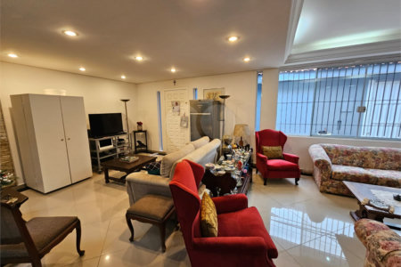 Casa Térrea à venda com 3 suítes em Alto da Boa Vista, São Paulo, SP