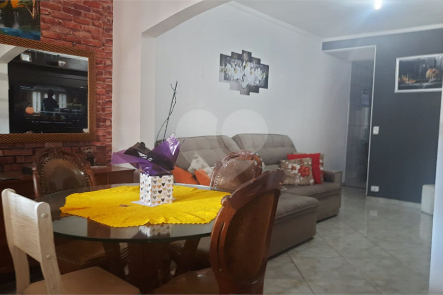 Sobrado à venda com 3 quartos, sendo 1 suíte, em Tremembé, São Paulo, SP