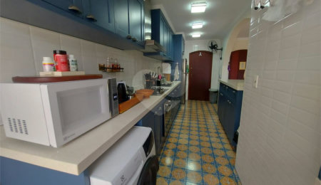 Apartamento à venda com 3 quartos, sendo 1 suíte,  em Enseada, Guarujá, SP