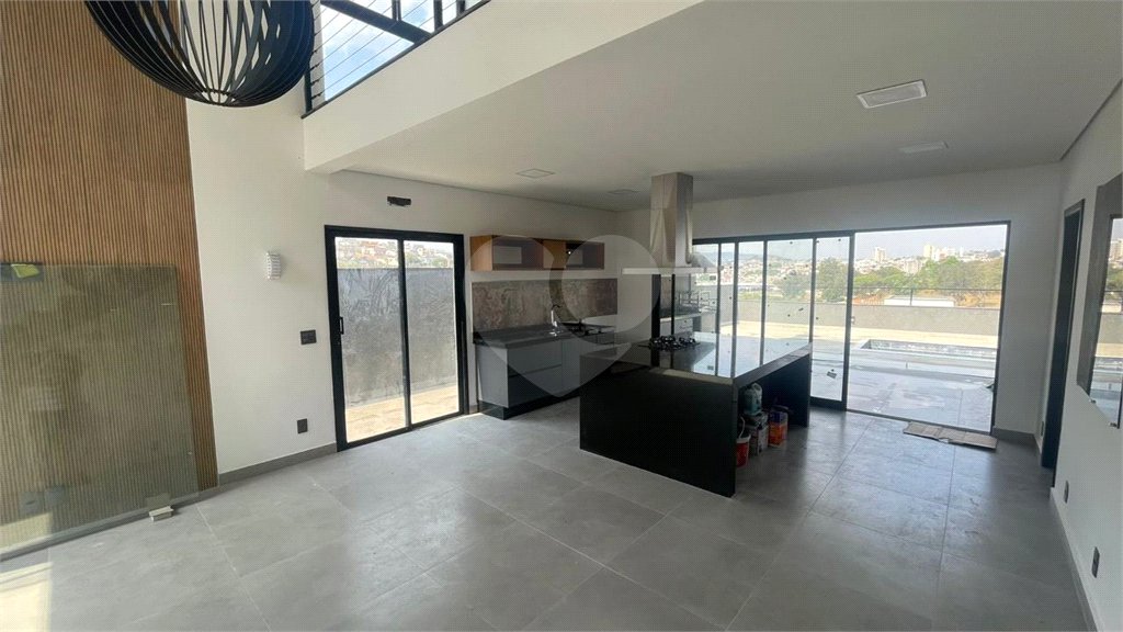 Casa à venda ou para alugar com 3 suítes no condomínio Villa Real, Bragança Paulista - SP