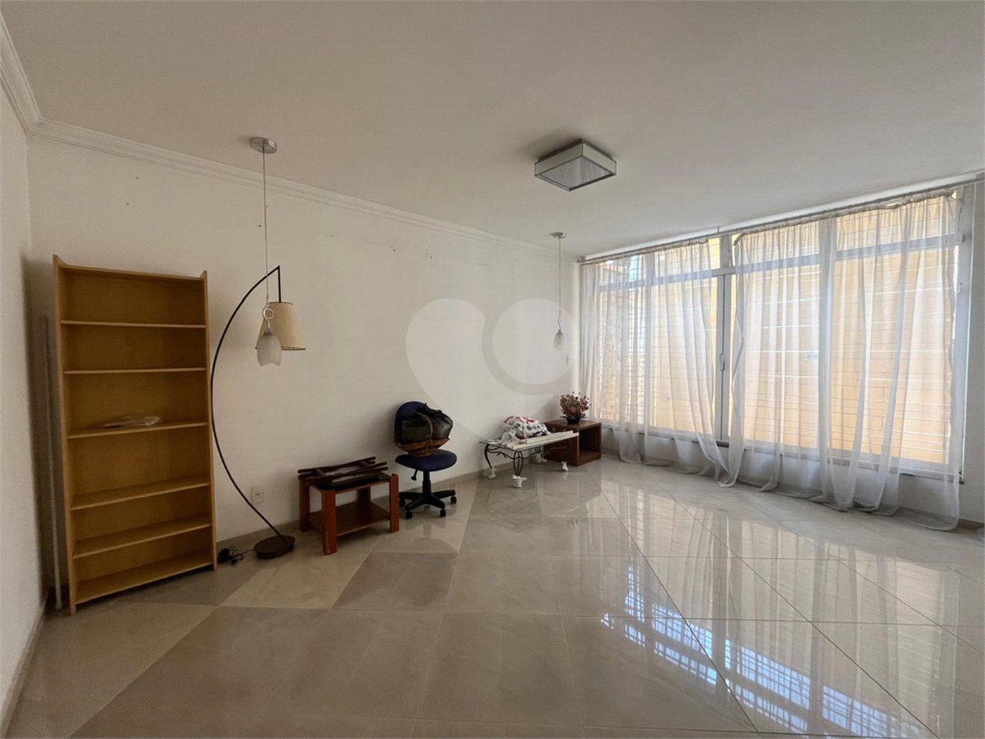 Sobrado à venda com 4 quartos, sendo 1 suíte,  em Vila Cordeiro, São Paulo, SP