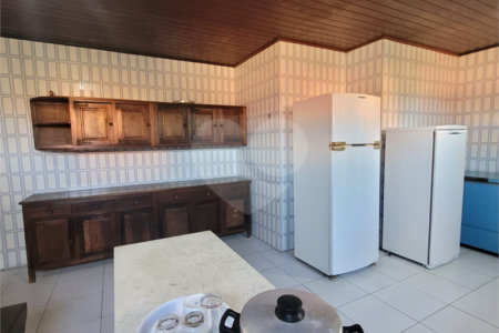 Casa à venda com 4 quartos, sendo 2 suítes, em Ferradura, Armação dos Búzios, RJ