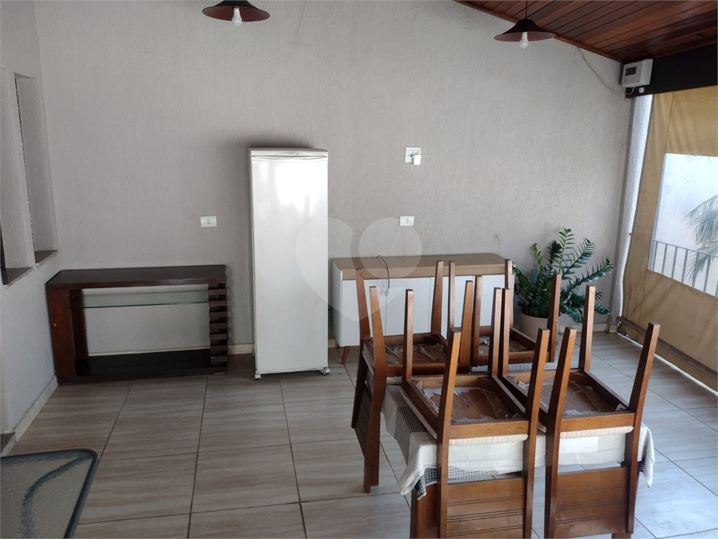 Sobrado à venda com 4 suítes em Vila Nova Socorro, Mogi das Cruzes, SP