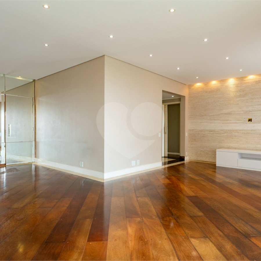 Apartamento à venda com 4 quartos, sendo 3 suítes, em Vila Suzana, São Paulo, SP
